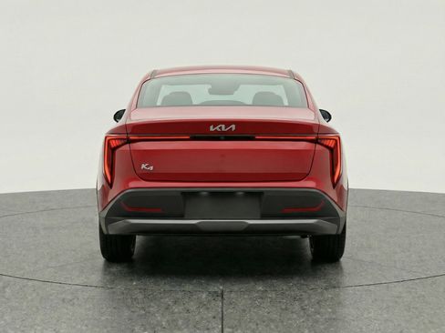 Used 2025 Kia K4 LXS image 7