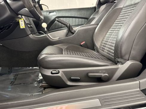 Used 2014 Ford Mustang Shelby GT500 w/ Equipment Group 821A image 19