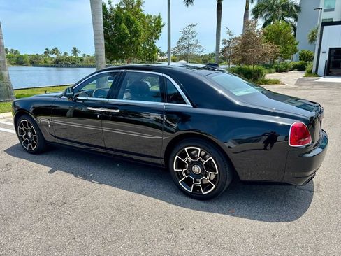 Used 2019 Rolls-Royce Ghost RWD image 10