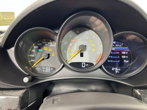 Certified 2020 Porsche 718 Cayman GT4 RWD image 21