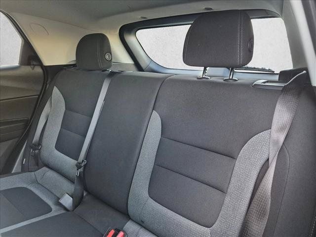 Used 2025 Chevrolet TrailBlazer LT FWD image 17