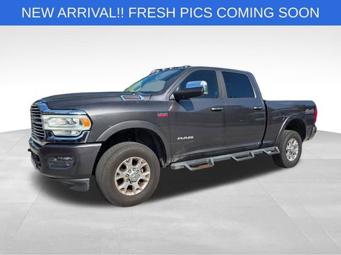 Used 2021 RAM 2500 Laramie AWD/4WD image 2