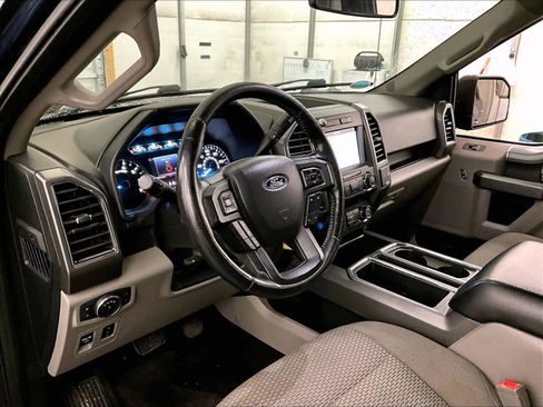Used 2019 Ford F150 XLT w/ Equipment Group 302A Luxury AWD/4WD image 12
