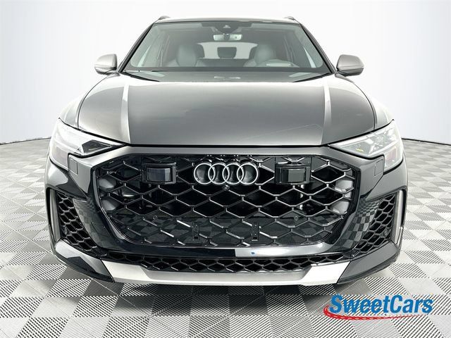 Used 2025 Audi RS Q8 performance AWD/4WD image 2