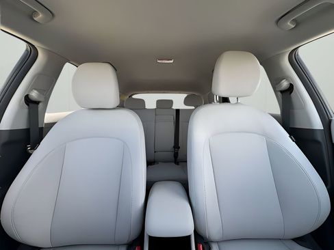 Used 2025 Hyundai Kona SEL image 10