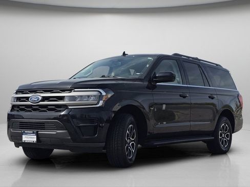 Used 2024 Ford Expedition Max XLT AWD/4WD image 19