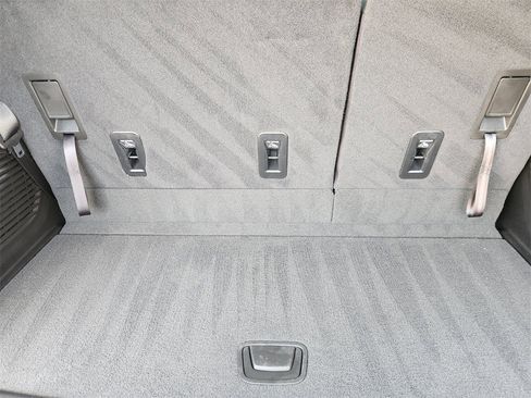 Used 2025 Chevrolet Tahoe Z71 image 34