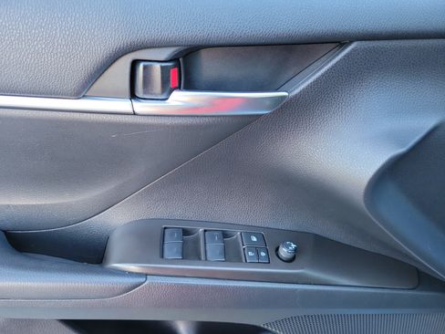 Used 2023 Toyota Camry SE w/ Convenience Package FWD image 24