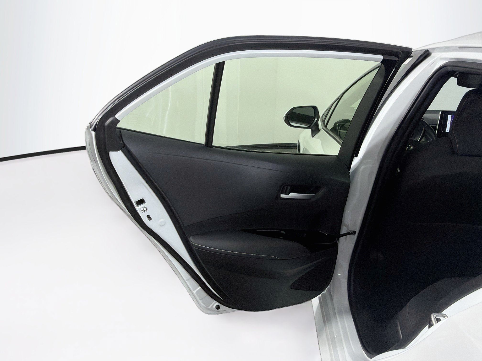 Used 2025 Toyota Corolla SE FWD image 26