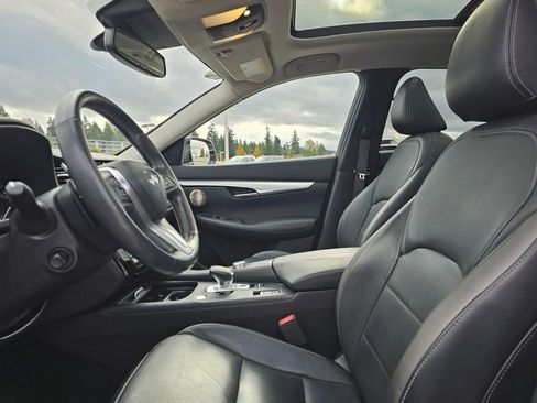 Certified 2019 INFINITI QX50 Essential w/ Premium Heat Package image 23