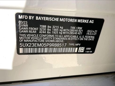 Used 2023 BMW X7 xDrive40i w/ Parking Assistance Package image 43
