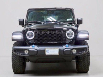 Used 2024 Jeep Wrangler Unlimited AWD/4WD image 5