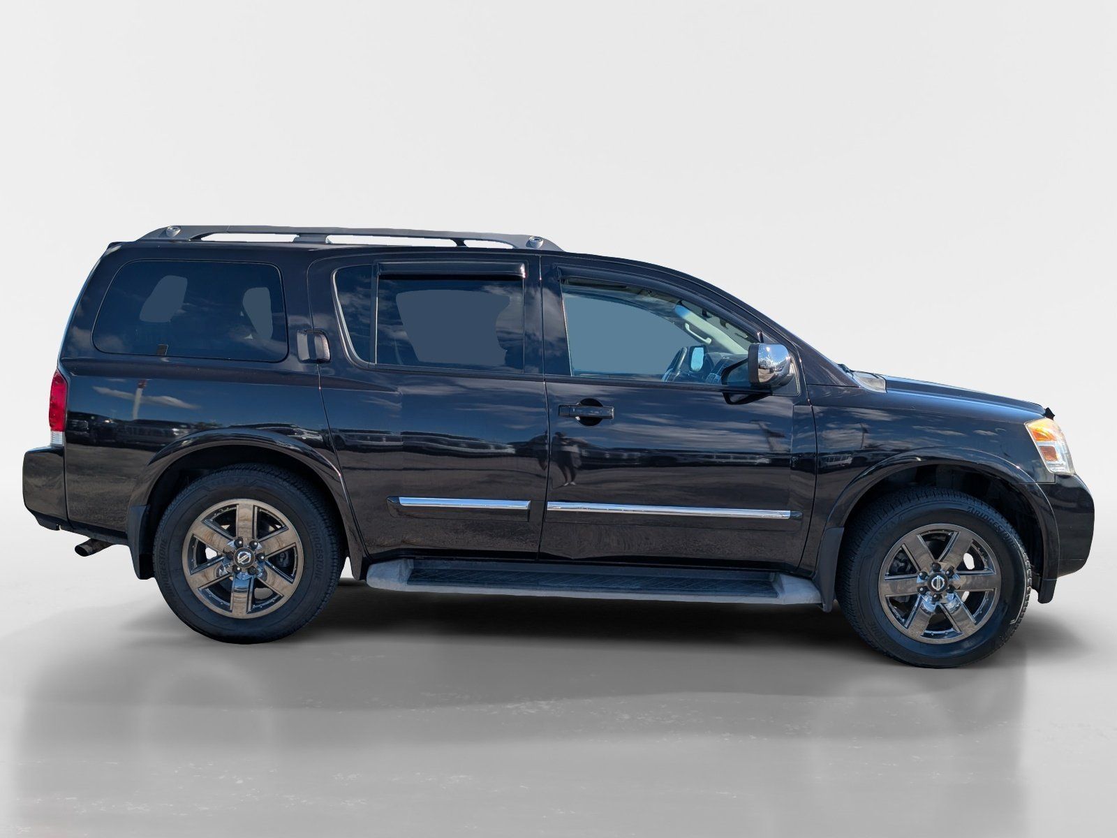 Used 2014 Nissan Armada Platinum w/ Platinum Reserve Package AWD/4WD image 3