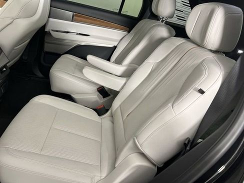 Used 2026 Cadillac Vistiq Sport image 26