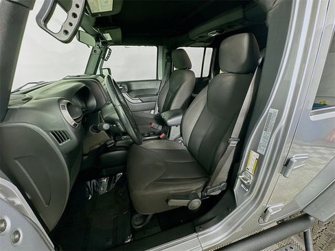 Used 2018 Jeep Wrangler Unlimited Sport w/ Connectivity Group image 20