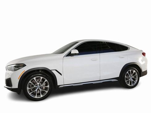 Used 2023 BMW X6 xDrive40i w/ Premium Package image 5