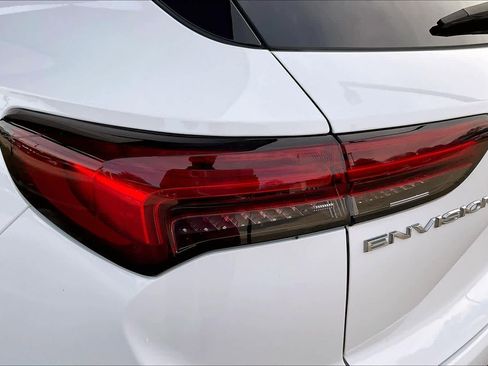 Used 2022 Buick Envision Preferred image 27