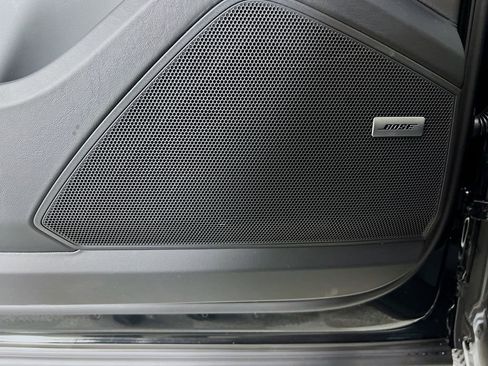 New 2026 Porsche Cayenne image 21