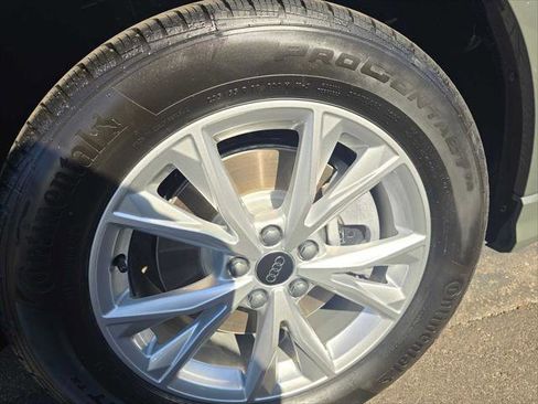 New 2025 Audi Q3 2.0T Premium image 9