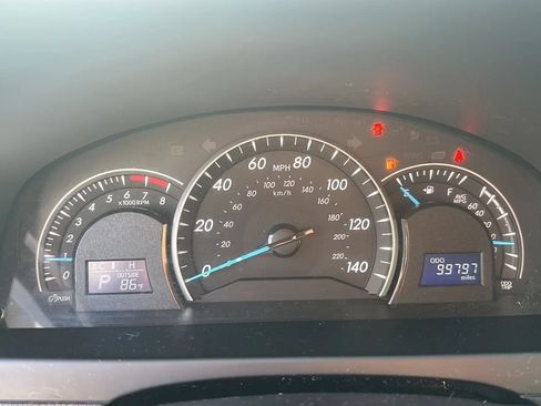 Used 2014 Toyota Camry LE FWD image 10