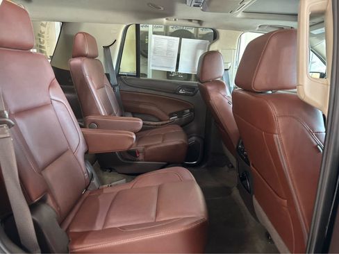 Used 2018 Chevrolet Tahoe Premier AWD/4WD image 35
