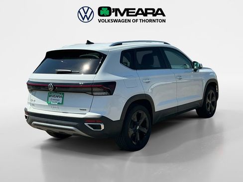 New 2025 Volkswagen Taos SEL image 5