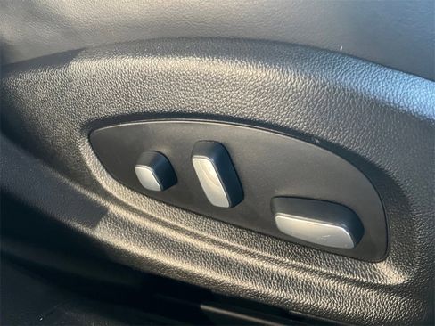 Used 2017 Cadillac XTS Luxury image 13