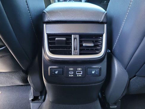 Certified 2025 Subaru Outback Limited XT AWD/4WD image 18