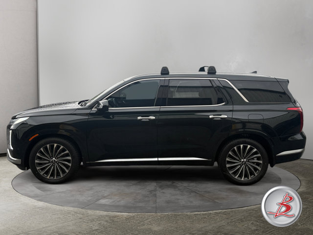 Used 2023 Hyundai Palisade Calligraphy w/ Winter Package AWD/4WD image 4