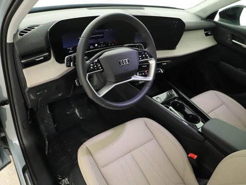 New 2026 Audi Q3 quattro 2.0T AWD/4WD image 15