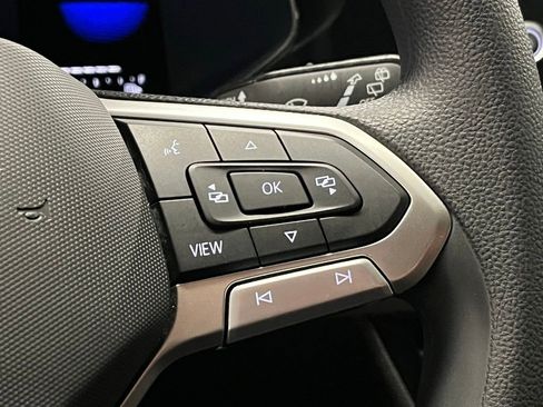 Used 2022 Volkswagen Taos S image 25