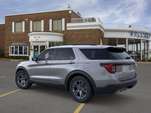 New 2026 Ford Explorer Active w/ Active Comfort Package AWD/4WD image 4