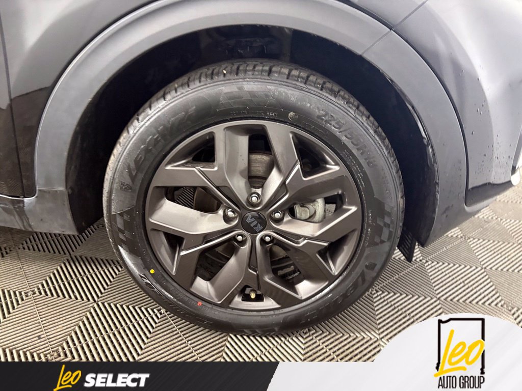 Used 2022 Kia Sportage Nightfall Edition AWD/4WD image 22
