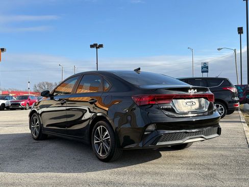 Used 2024 Kia Forte LXS image 5