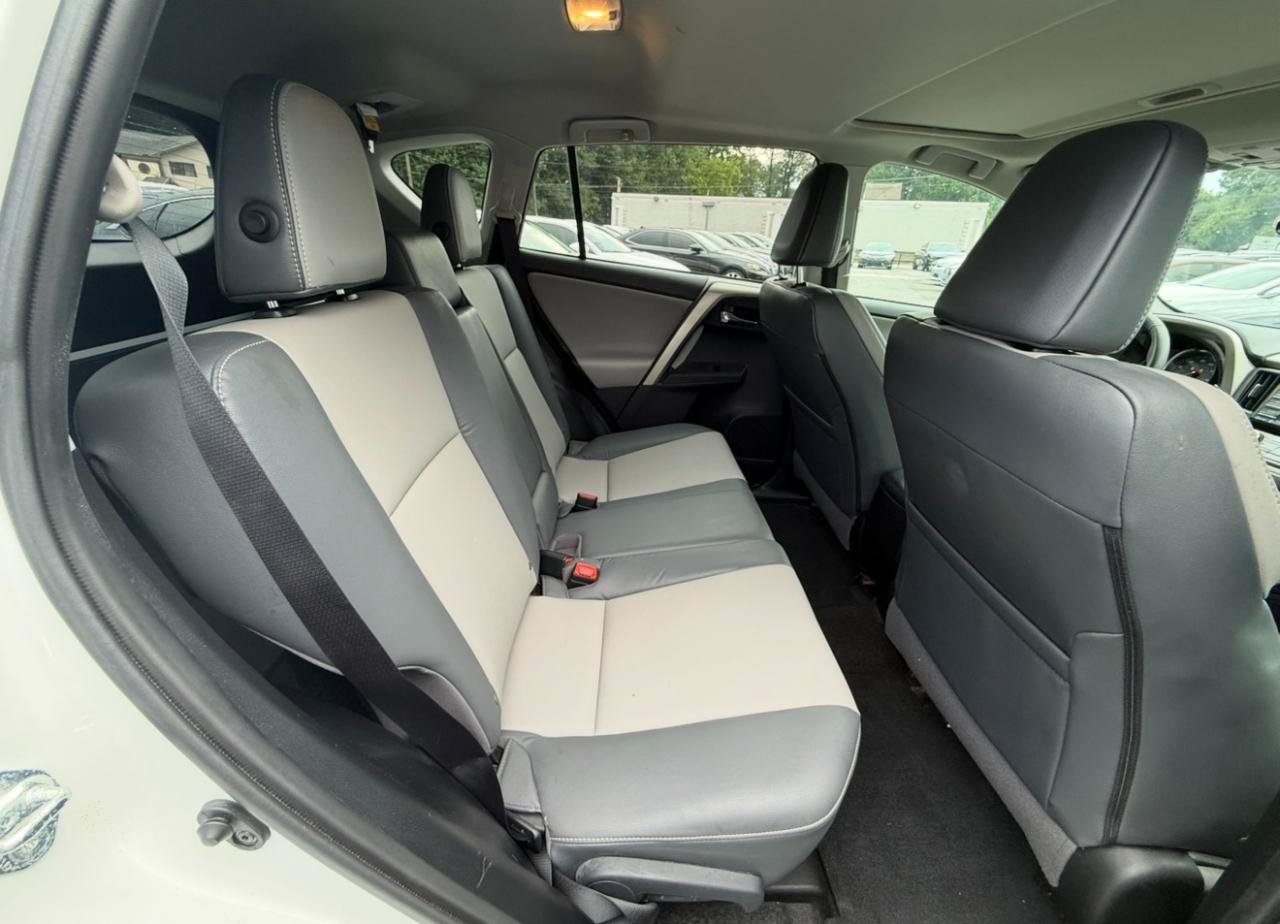 Used 2015 Toyota RAV4 Limited w/ Technology Package FWD image 17