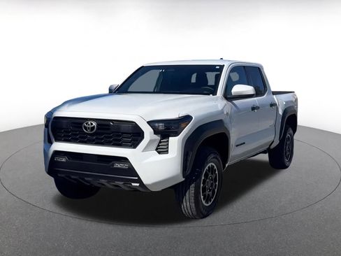 Used 2025 Toyota Tacoma TRD Off-Road image 7
