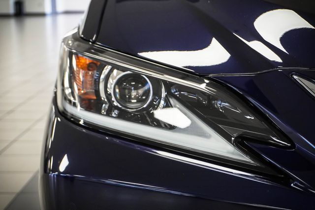 Used 2019 Lexus ES 300h FWD image 25