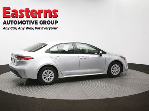 Used 2021 Toyota Corolla LE w/ Carpet Mat Package (TMS) image 41