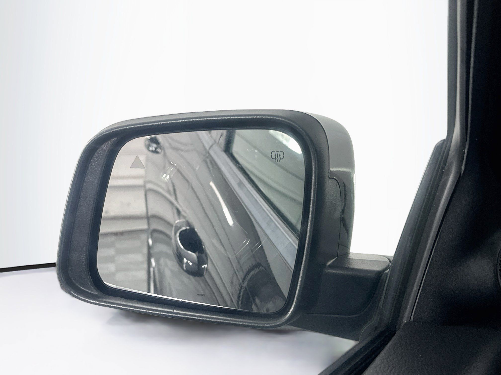 Used 2025 Dodge Durango GT RWD image 16