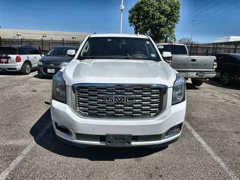 Used 2018 GMC Yukon Denali w/ Open Road Package image 2