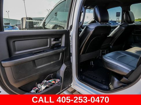 Used 2024 RAM 3500 Tradesman w/ Chrome Appearance Group AWD/4WD image 22