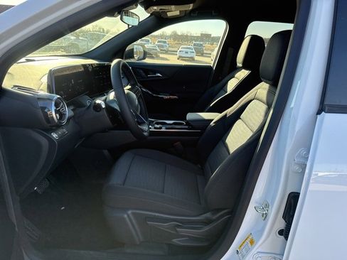 New 2026 Chevrolet Equinox LT image 10