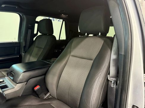 Used 2020 Ford Expedition XLT image 21