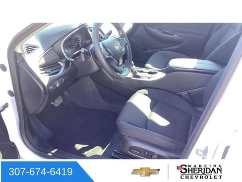 Used 2024 Chevrolet Malibu LT FWD image 7