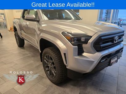 New 2025 Toyota Tacoma SR5