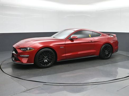 Used 2020 Ford Mustang GT Premium w/ GT Performance Package RWD image 3