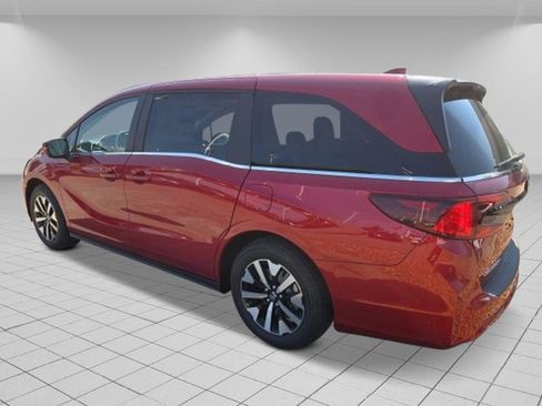 New 2026 Honda Odyssey EX-L image 3