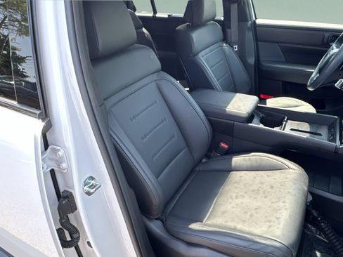 Used 2026 Hyundai Santa Fe Calligraphy AWD/4WD image 27
