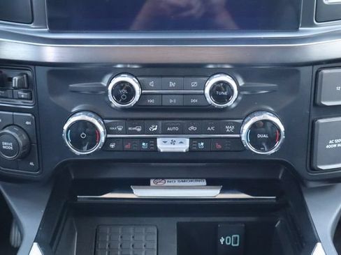 Used 2024 Ford F250 Lariat AWD/4WD image 12
