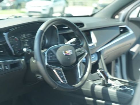 Used 2020 Cadillac XT5 Premium Luxury AWD/4WD image 27